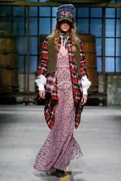 Look 6